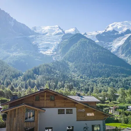 Chalet De Luxe Avec Piscine Interieure Et Sauna, Proche - Fr-1-343-261 *