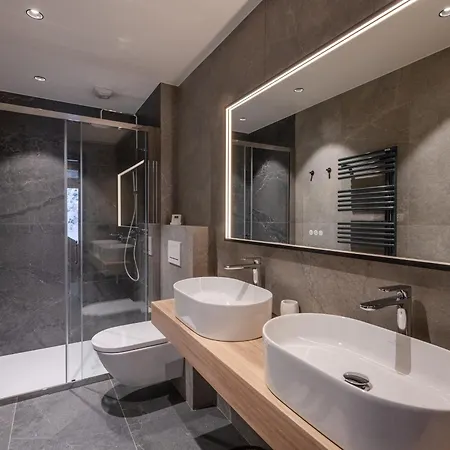 شاليه De Luxe Avec Piscine Interieure Et Sauna, Proche - Fr-1-343-261 شامونكس